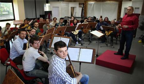  弗洛西諾內“利契尼奧·瑞費切”音樂學院（CONSERVATORIO di FROSINONE 