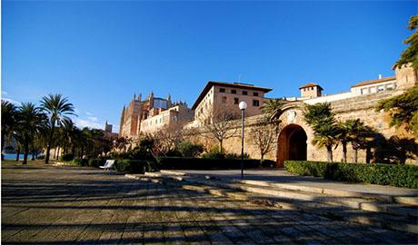 意大利帕爾馬大學(xué)（Università degli Studi di PARMA）長青藤海外