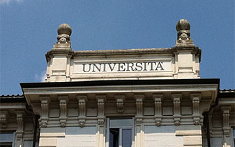 意大利莫利塞大學