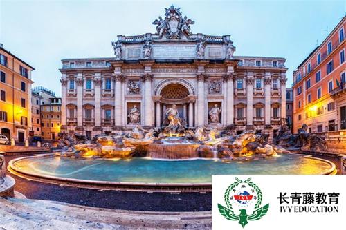 意大利語學習--在特雷維噴泉 ALLA FONTANA DI TREVI